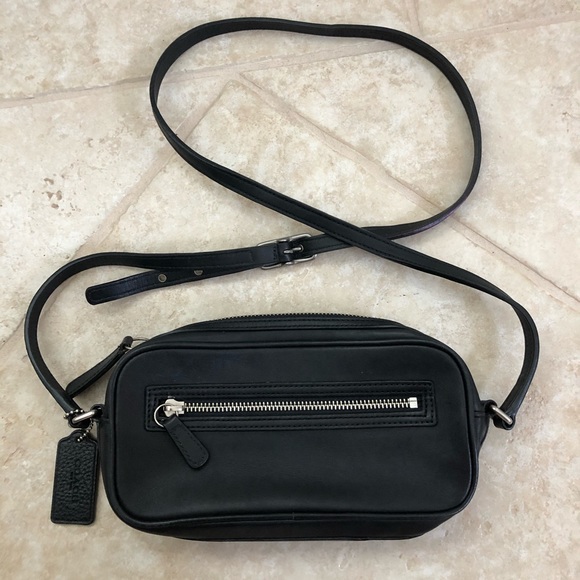 Coach Handbags - Coach crossbody